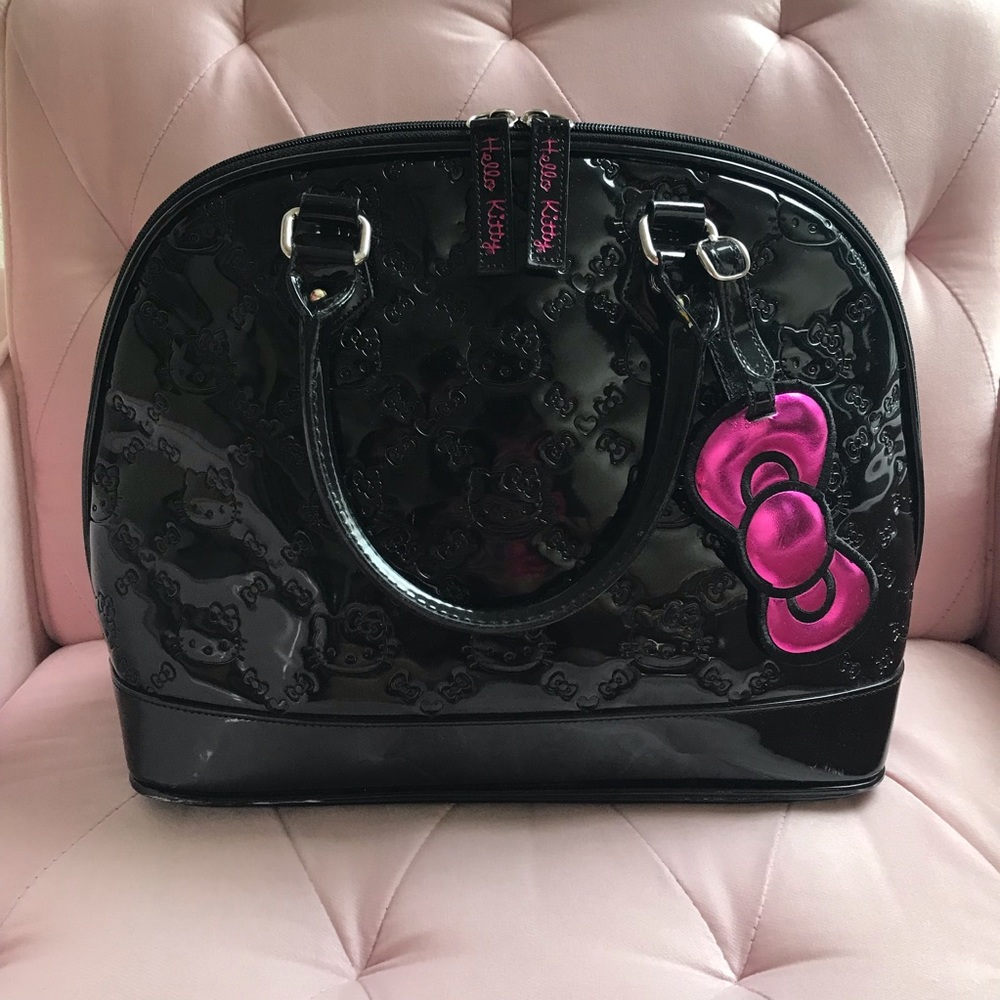 Loungefly Black hello kitty bucket bag